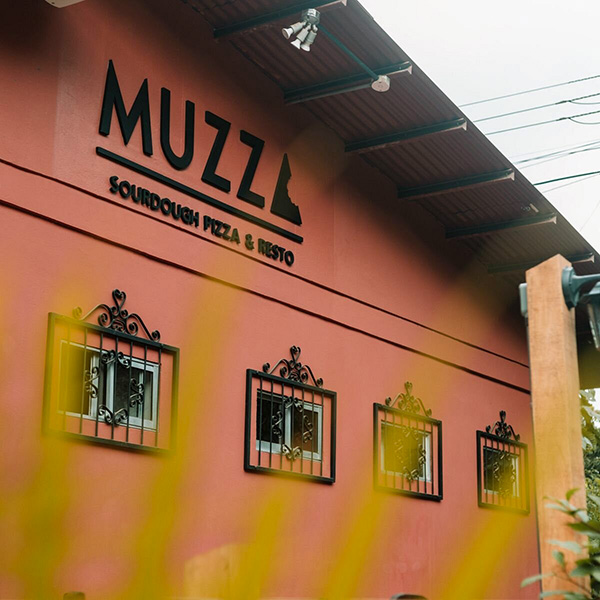 muzza-pizza-pasta-santa Outside of Muzza Sourdough Pizza & Resto